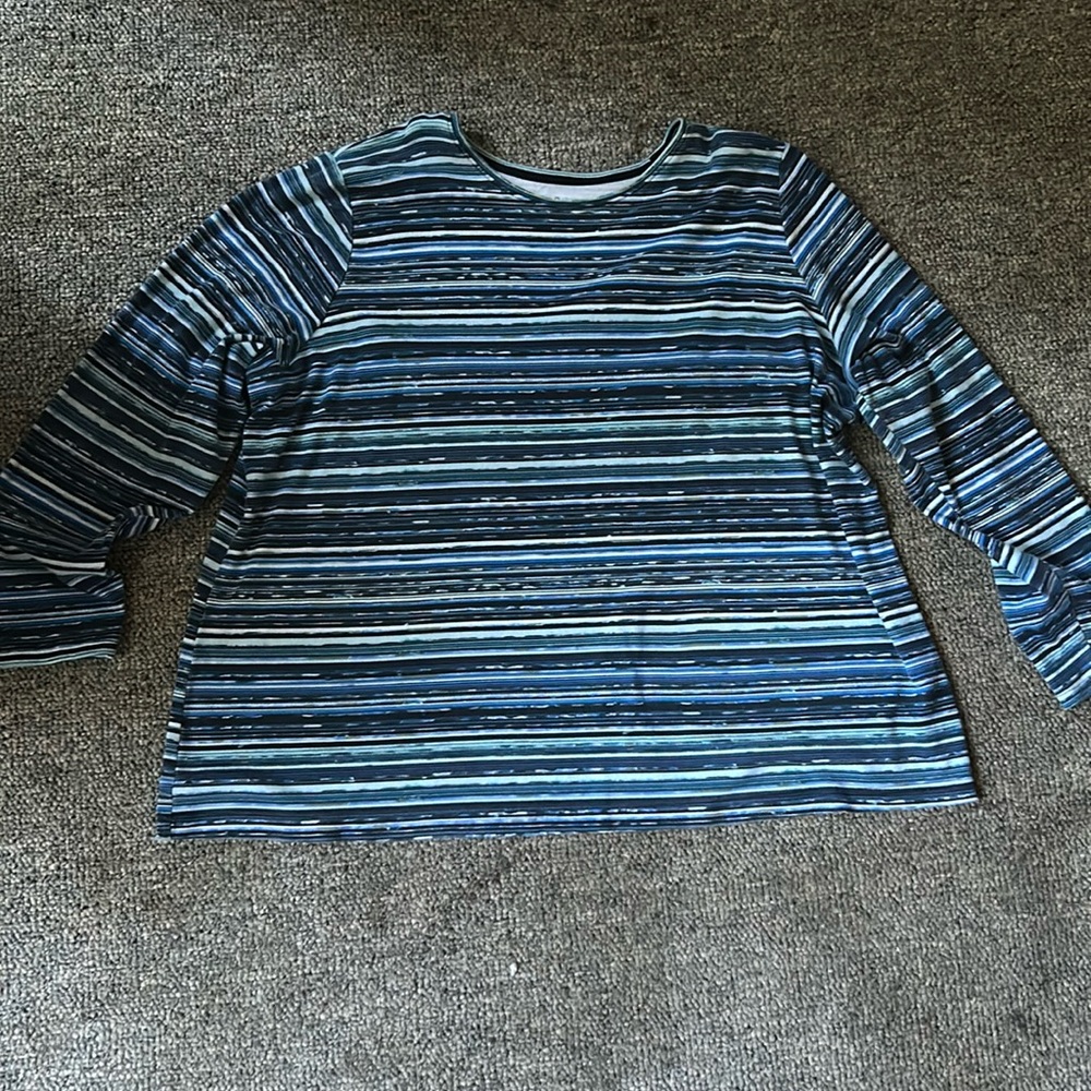 Croft & Barrow. Long sleeve. Blue. 2x